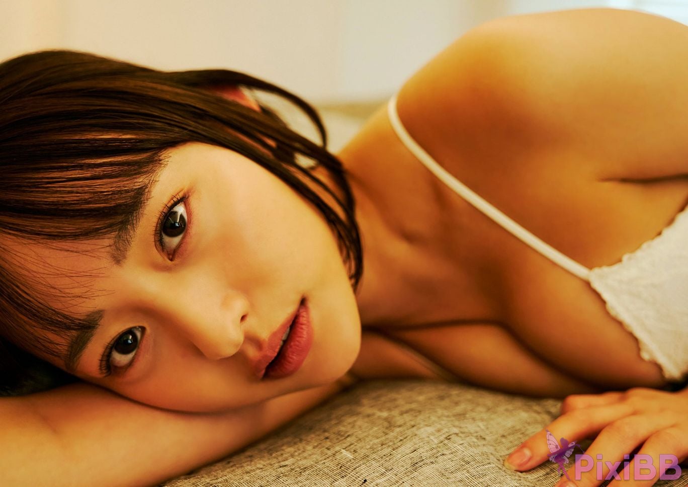 Japanese Idol Kanami Takasaki BUBKA Digital Photo Album When she comes PixiBB (28)